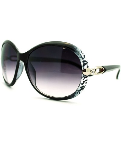 Round Womens Fashion Sunglasses Rhinestone Round Designer Frame - Black - CL11E85394T $13.60