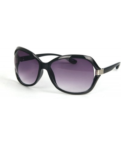 Oversized Women Trendy Design Sunglasses P2053 - Black Frame-gradient Smoke Lens - CK11E5BKP1V $16.00
